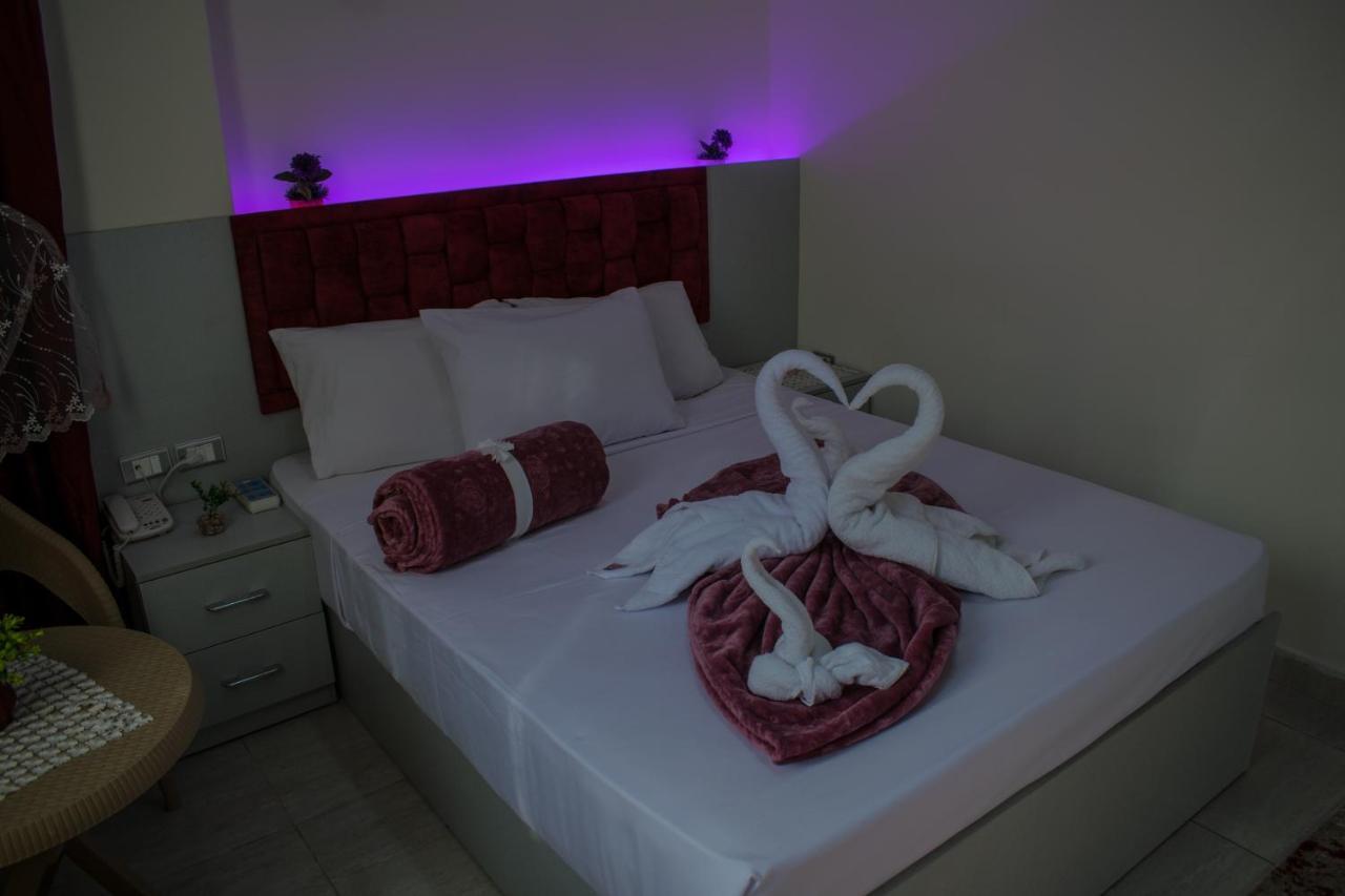 Crown Hotel Kairo Bagian luar foto